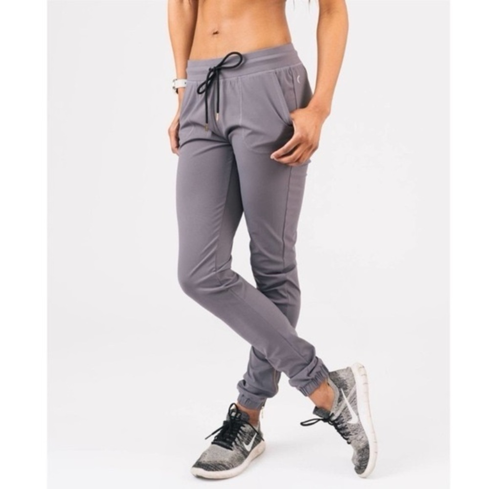 Zyia Dark Gray Peak Zipper Joggers